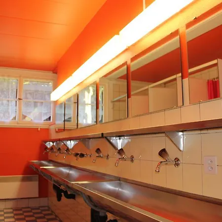 Downtown - Unique Simple Central Ostello Grindelwald