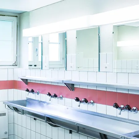 Ostello Downtown - Unique Simple Central Grindelwald