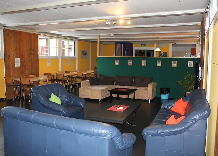 Downtown - Unique Simple Central