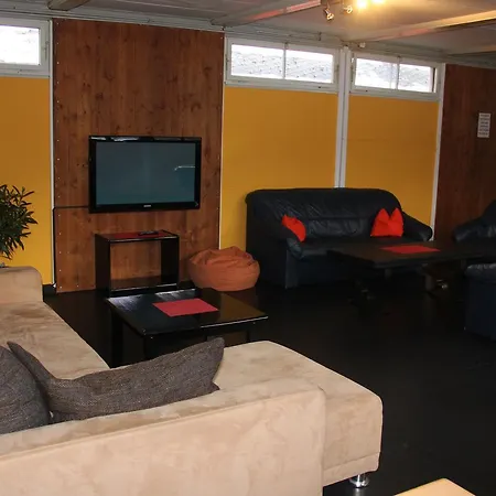 Downtown Hostel *