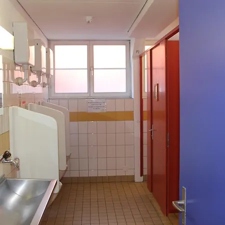 Downtown Hostel *