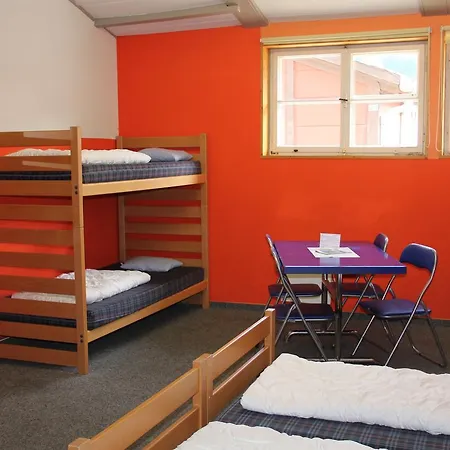Downtown - Unique Simple Central Hostel Γκρίντελβαλντ
